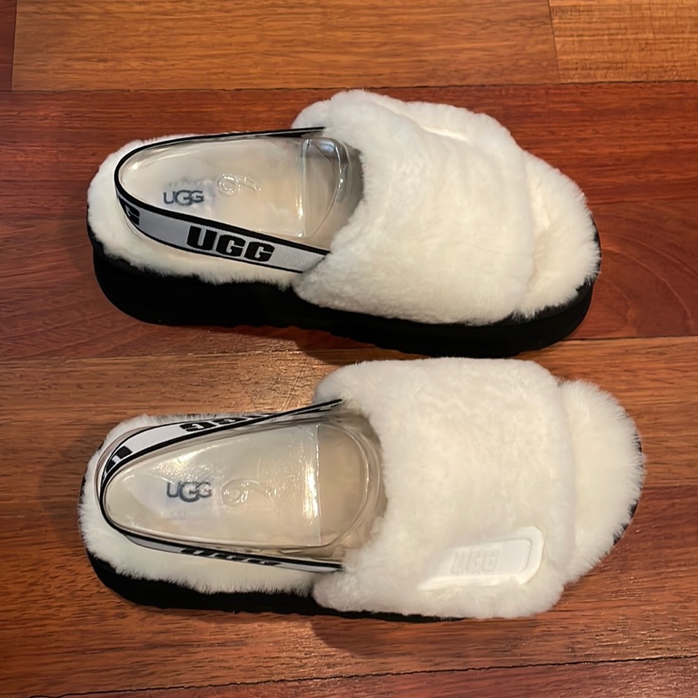 NIB fluffy white UGG slide 6